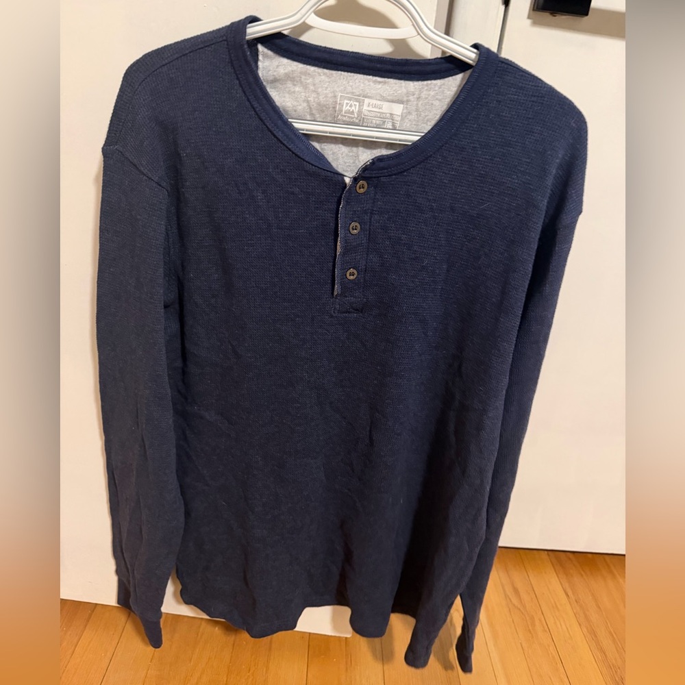 Avalanche Men’s Navy Blue Long Sleeve Henley – Size XL
